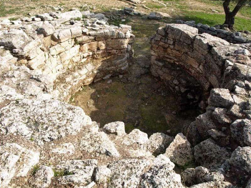 Minoan tholos at Mesara, Crete, via Brewminate