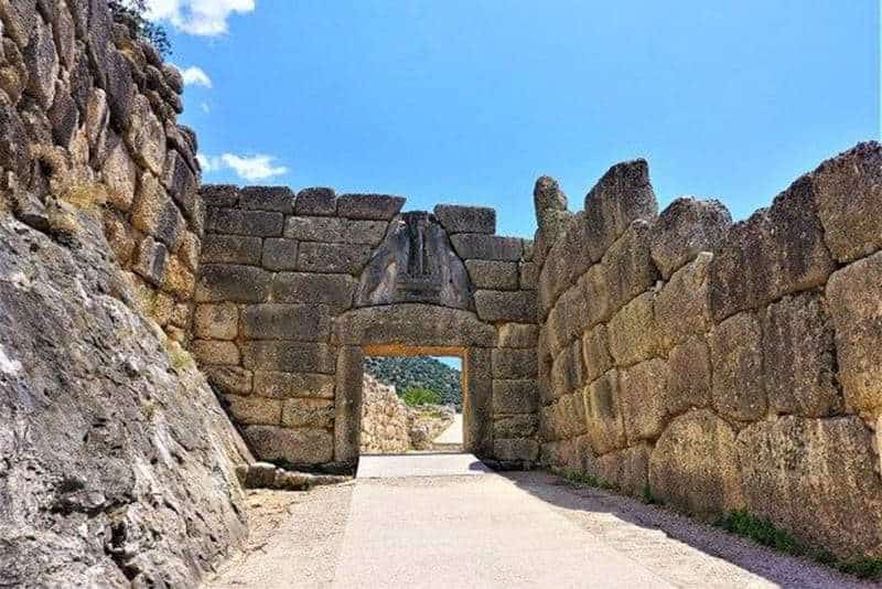 The Lion Gate, the main entrance of the citadel in Mycenae, via Joy of Museums