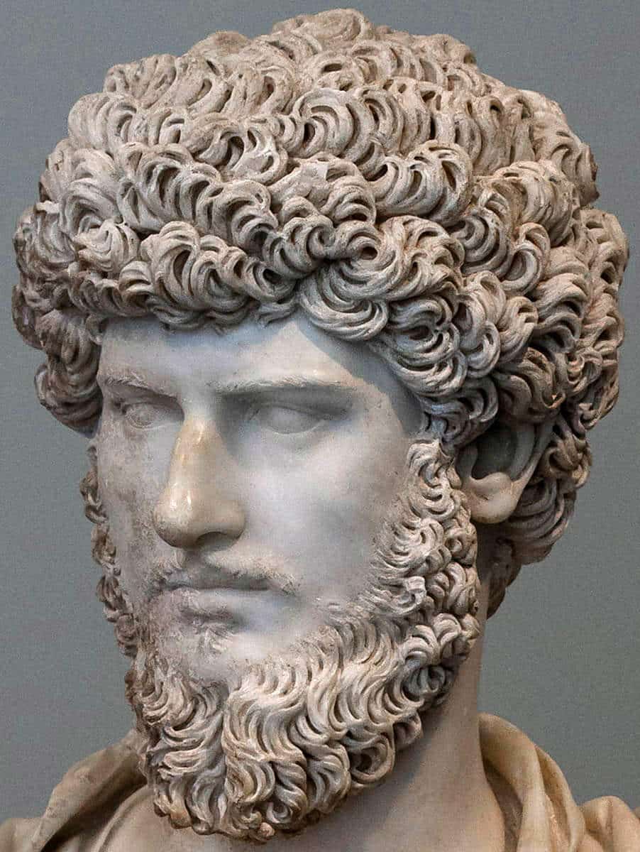 bust lucius verus