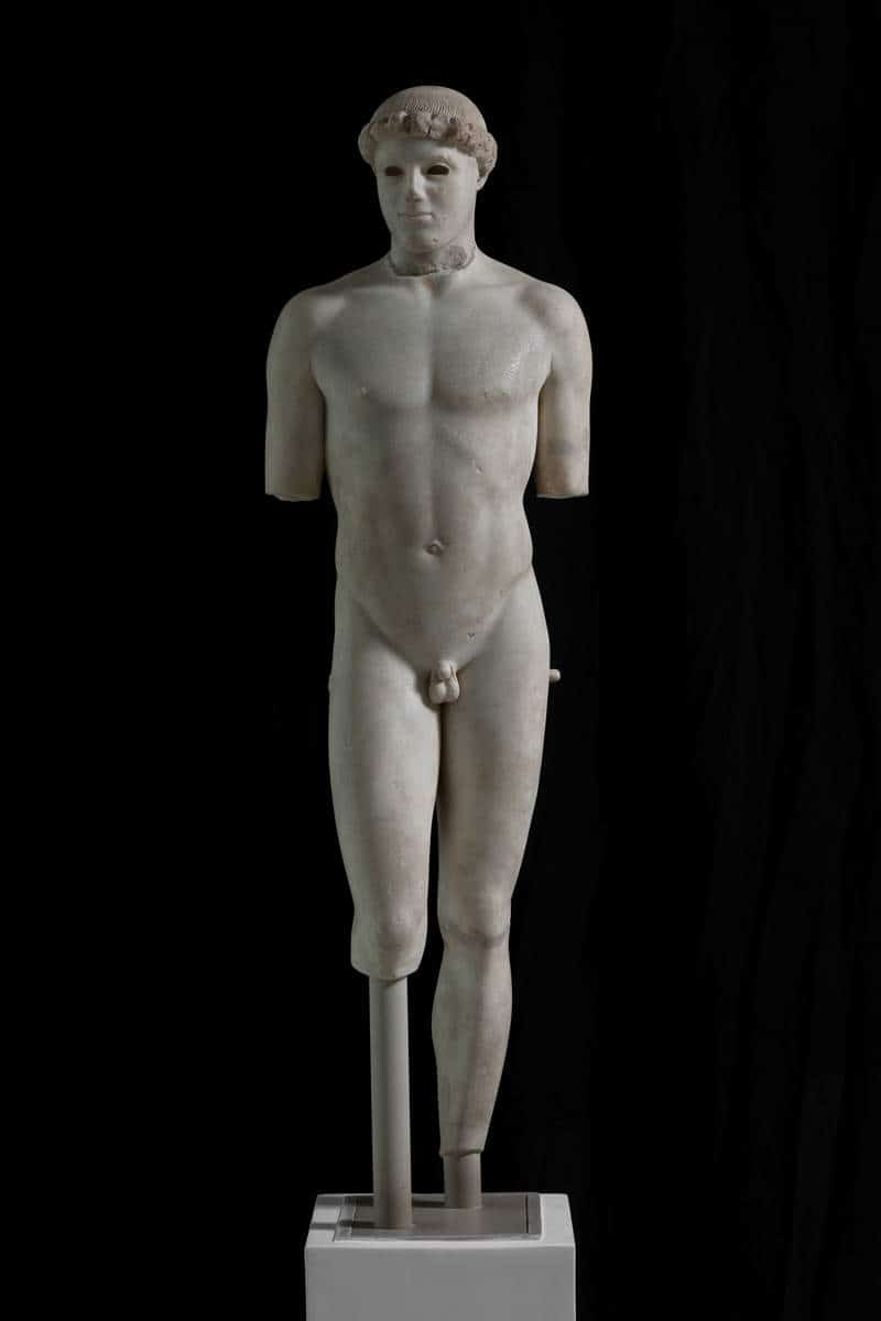 kritios boy kouros statue