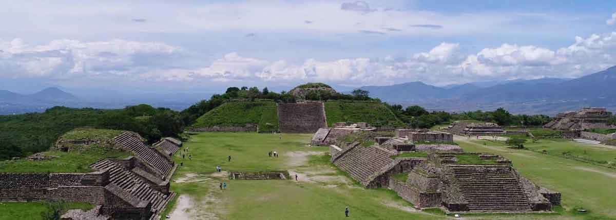 monte alban main plaza