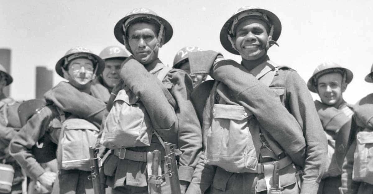 smiling aboriginal australian soldiers