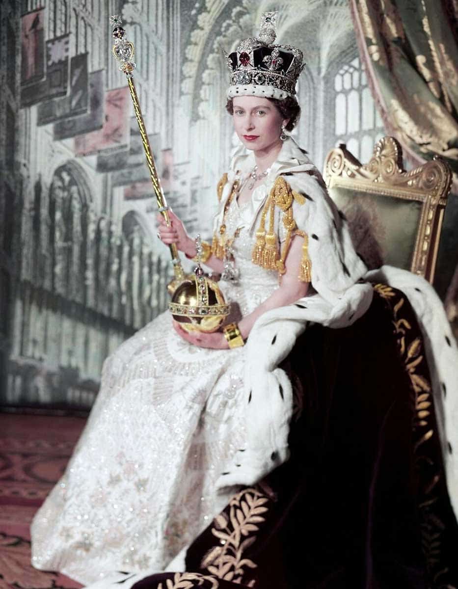 Coronation day portrait of Queen Elizabeth II, 1953: Source: Wikimedia Commons