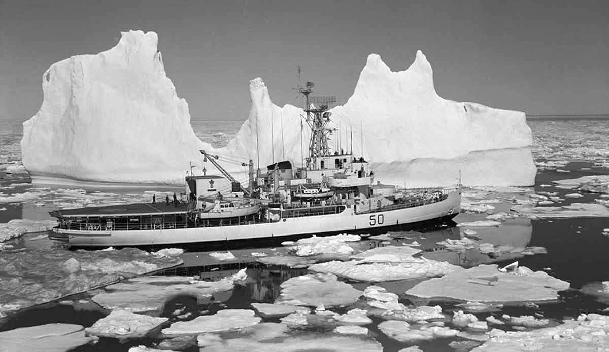 sea ice boat labrador