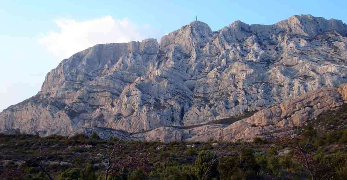 photo mount saint victoire croix