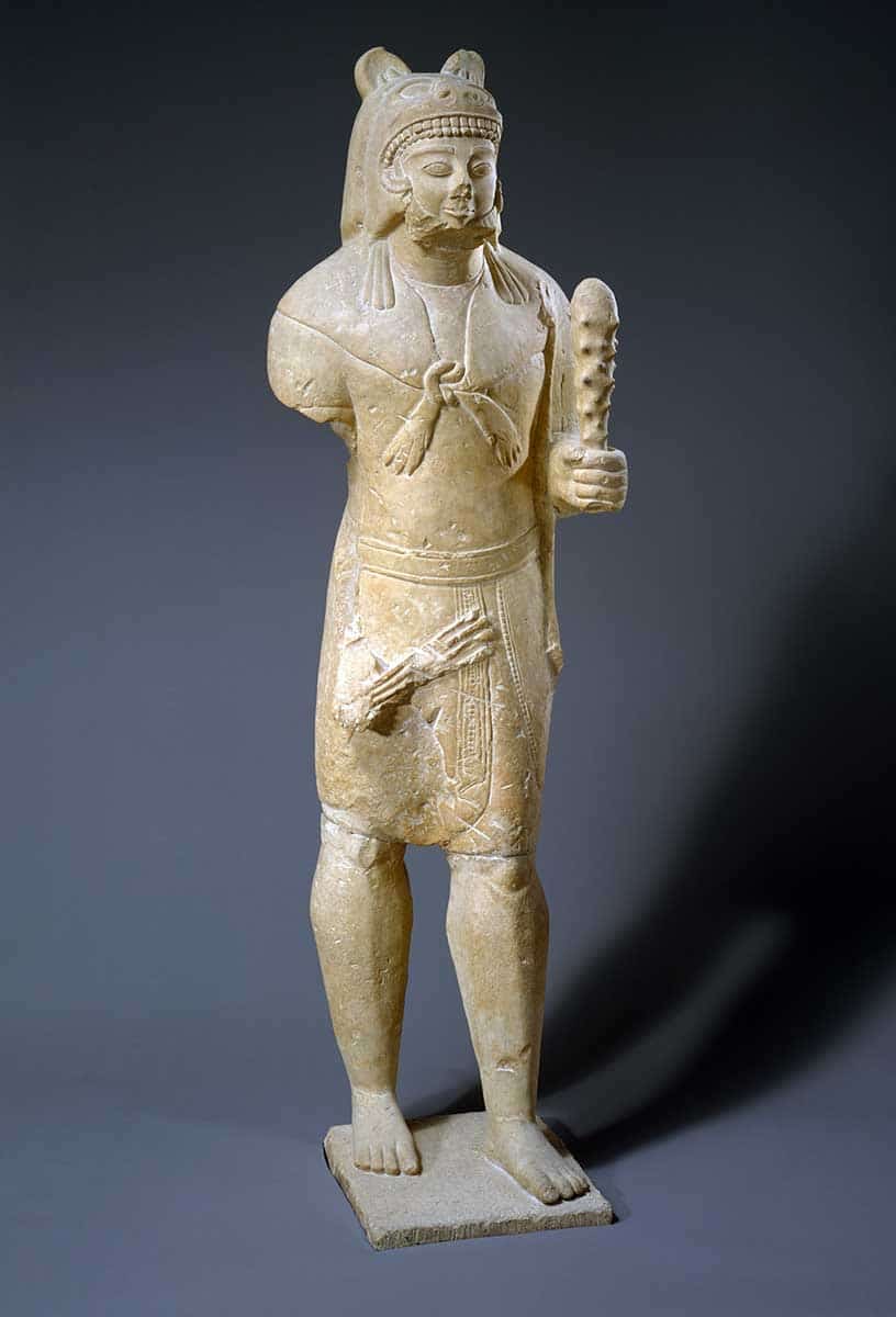 herakles statue archaic limestone