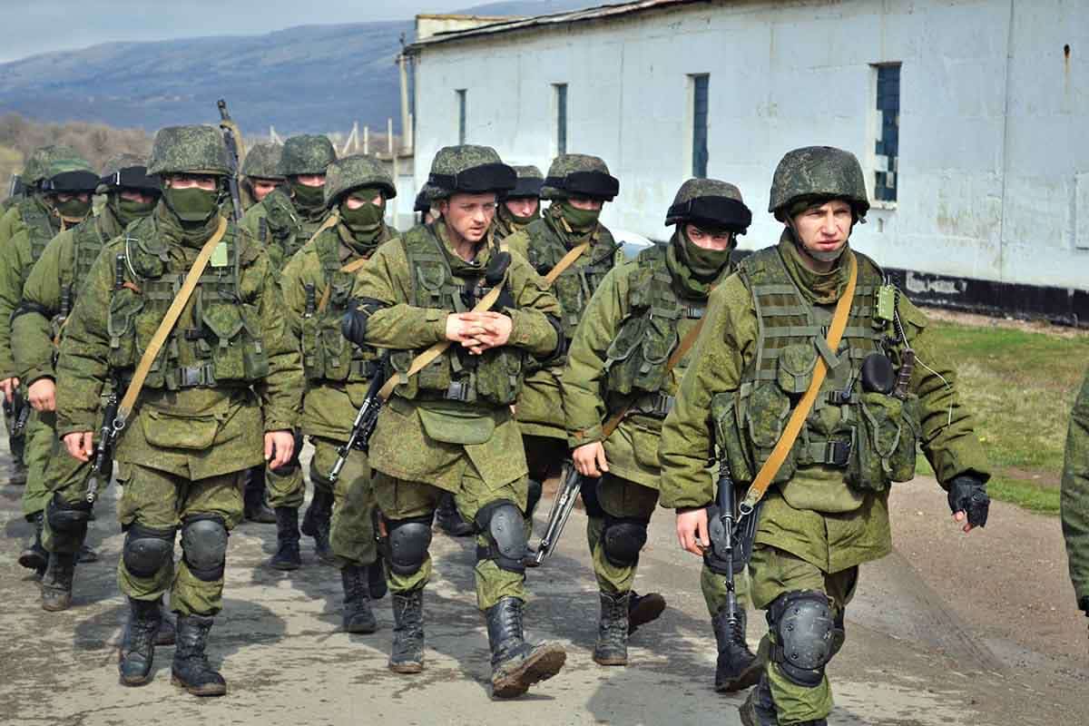 russian troops 2014