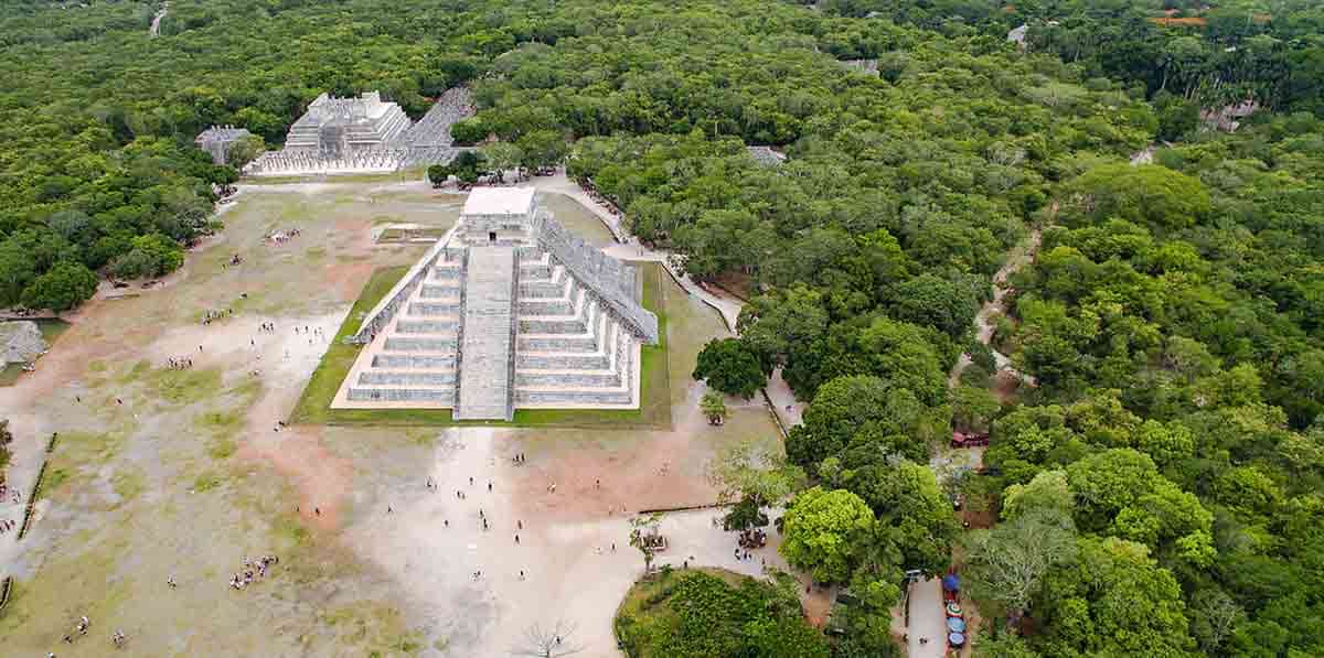 chichen itza drone mexico