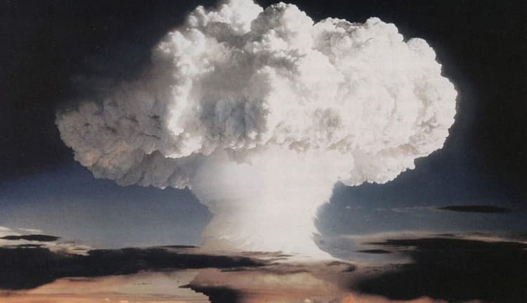 Nuclear Weapons During the Cold War: Power and Proliferation